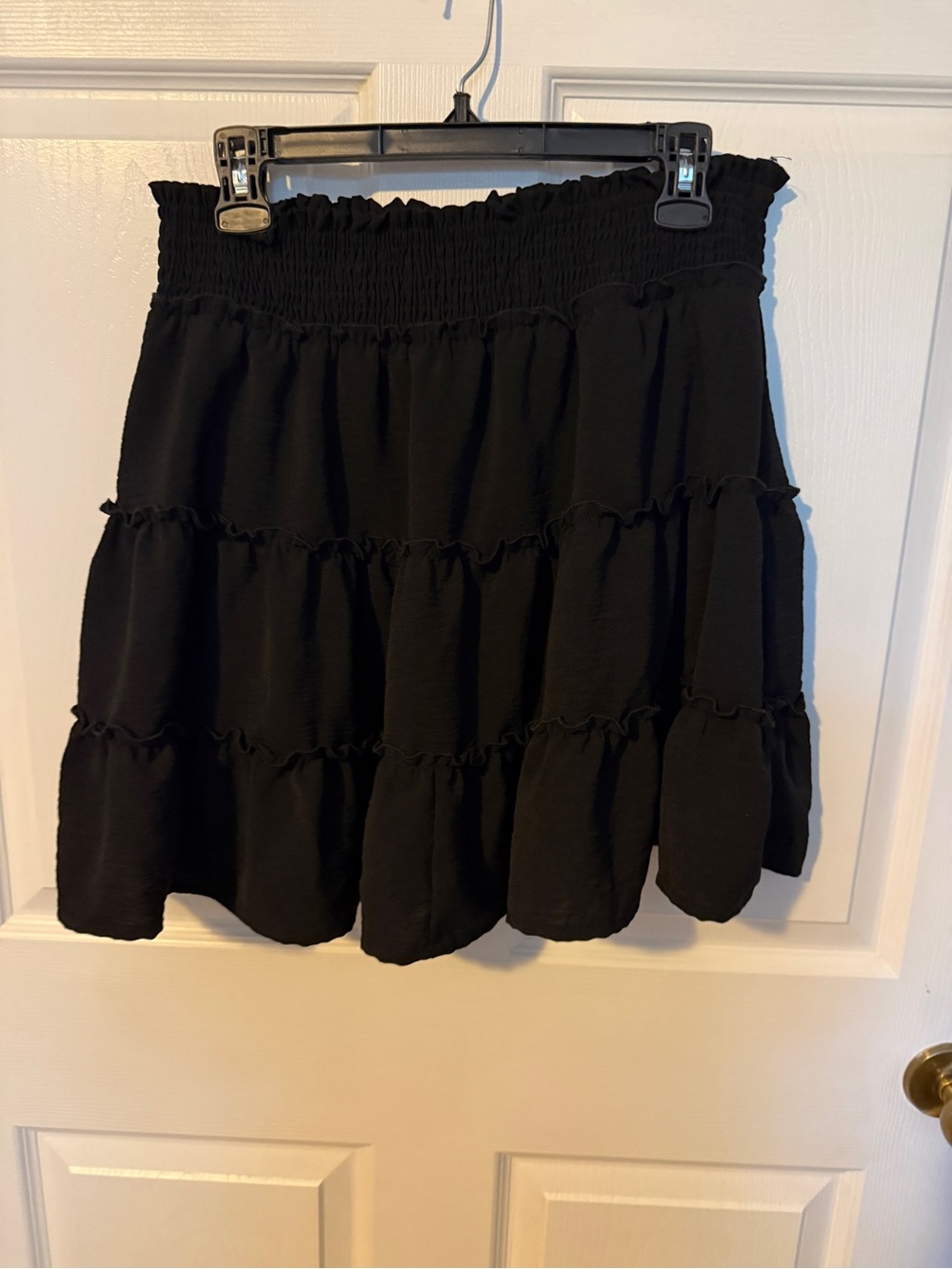 Tiered Smocked Waist Black Skort — Women's Casual Skort